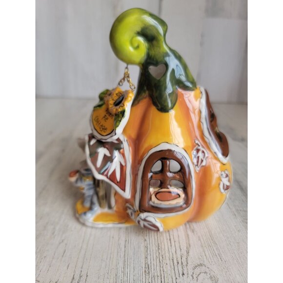 Blue Sky pumpkin pie Cottage tea like candle cover - Picture 3 of 10
